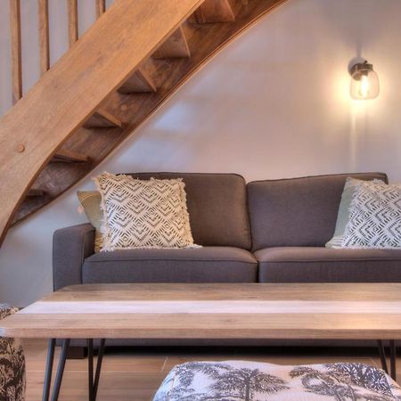 Apt - 4 pers - Petit Duc - Rénové - 44m² - Centre de Mont Rocquefeuil - Saint-Gilles les Bains Extérieur photo
